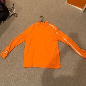 Nice Quarter Zip pullover